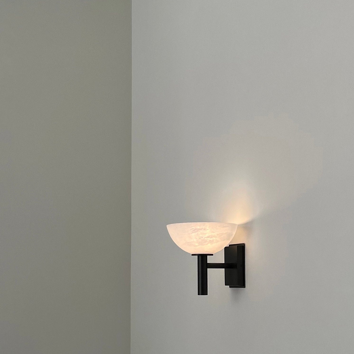 Freyza | Weft Alabaster-Wandleuchte – Schlafzimmer, Flur