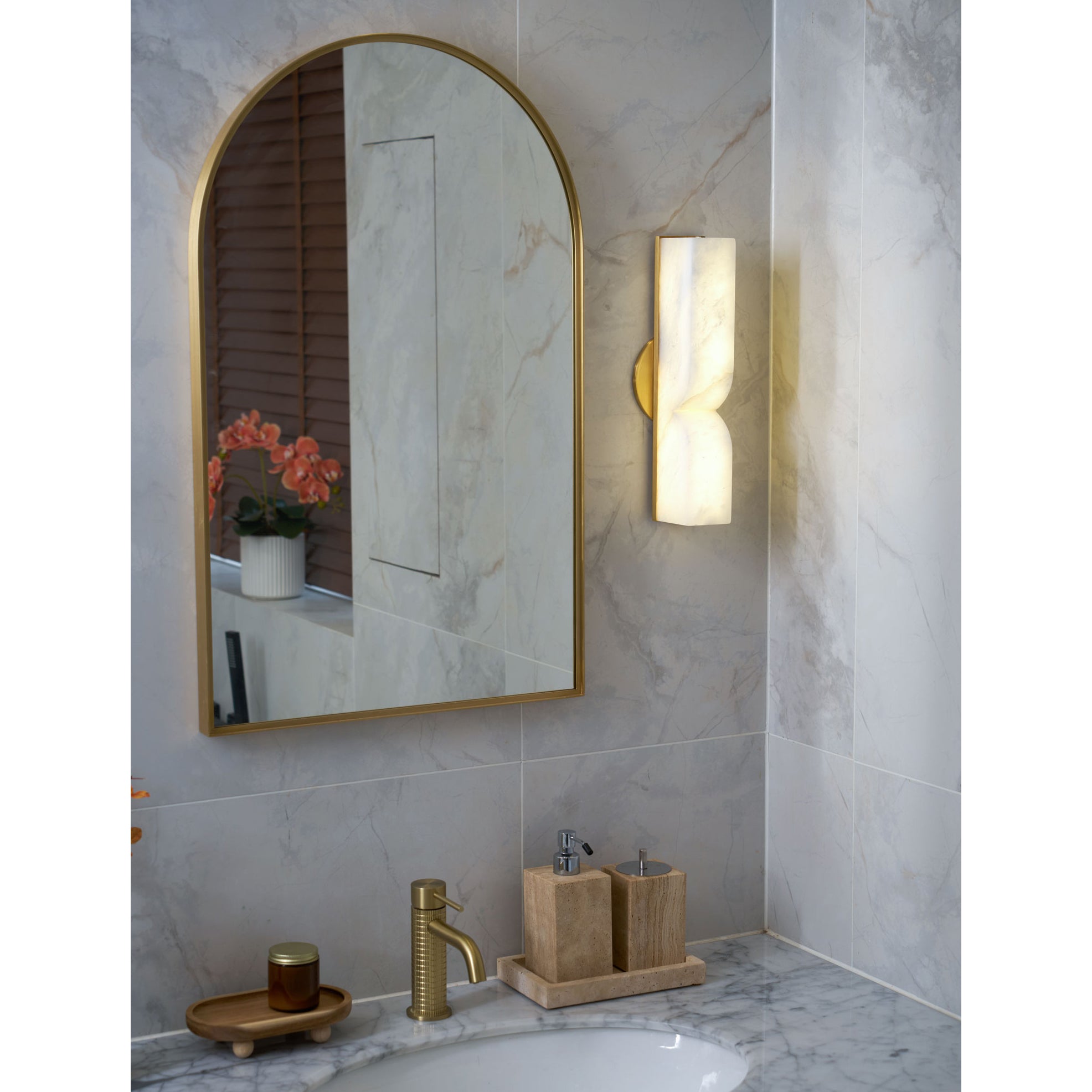 Freyza | Lyvenisra rechteckige Alabaster-Wandleuchte – Schlafzimmer, Flur