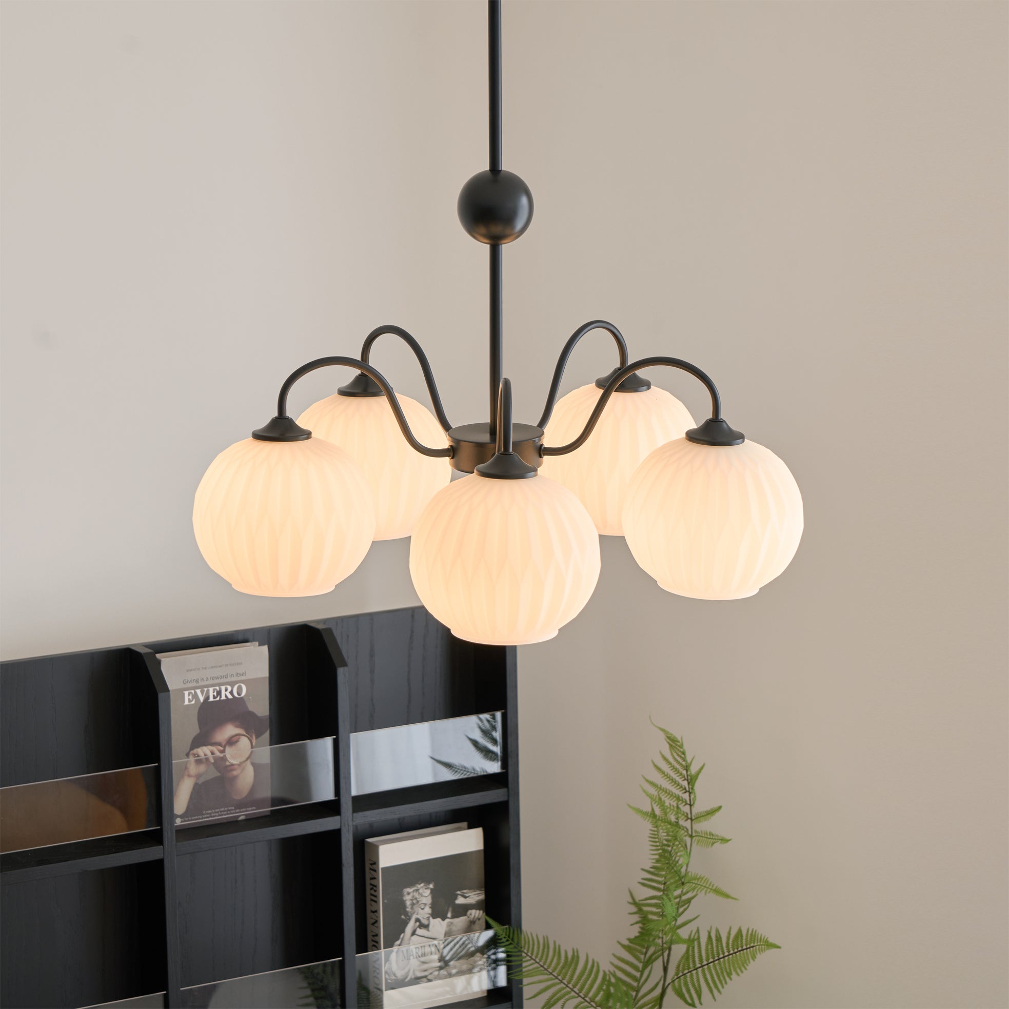 Freyza | Unoryra Glass Chandelier Glass Chandelier – Dining Room Living Room