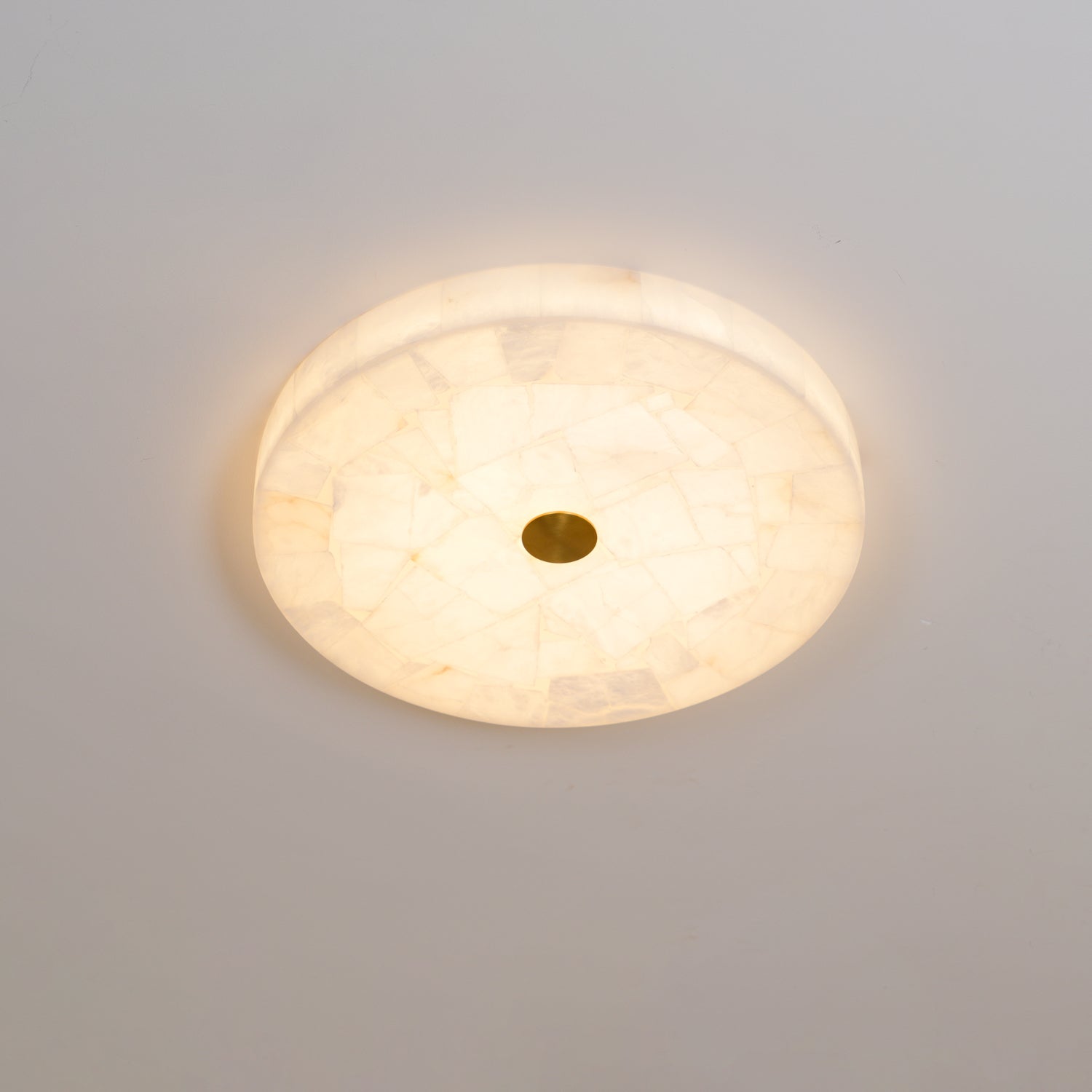 Freyza | Plafonnier rond en albâtre Vosilis – chambre et salon