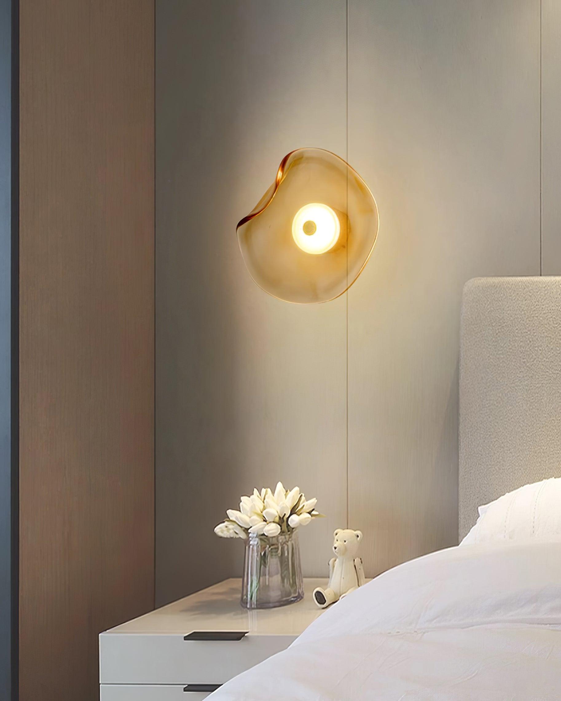 Freyza | Applique murale d’intérieur Lunara en verre ambré – chambre et salon