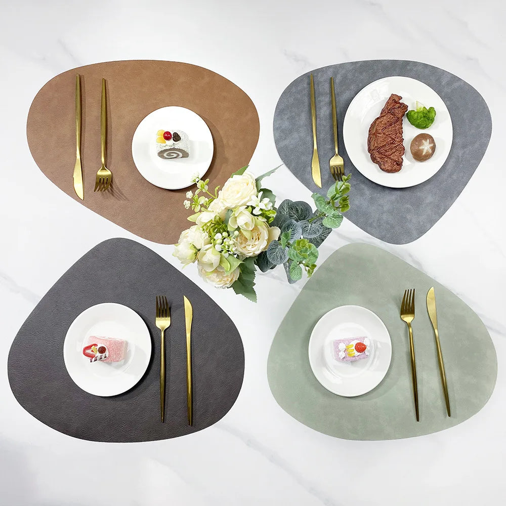 Sets de 4 ou 6 sets de table en similicuir | Forme de goutte, antidérapants, 42,4 cm