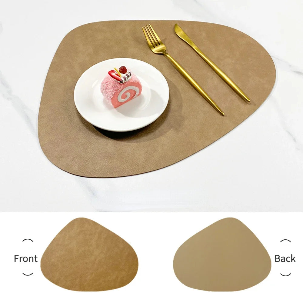 Sets de 4 ou 6 sets de table en similicuir | Forme de goutte, antidérapants, 42,4 cm