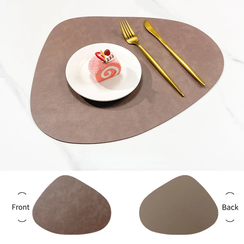 Sets de 4 ou 6 sets de table en similicuir | Forme de goutte, antidérapants, 42,4 cm