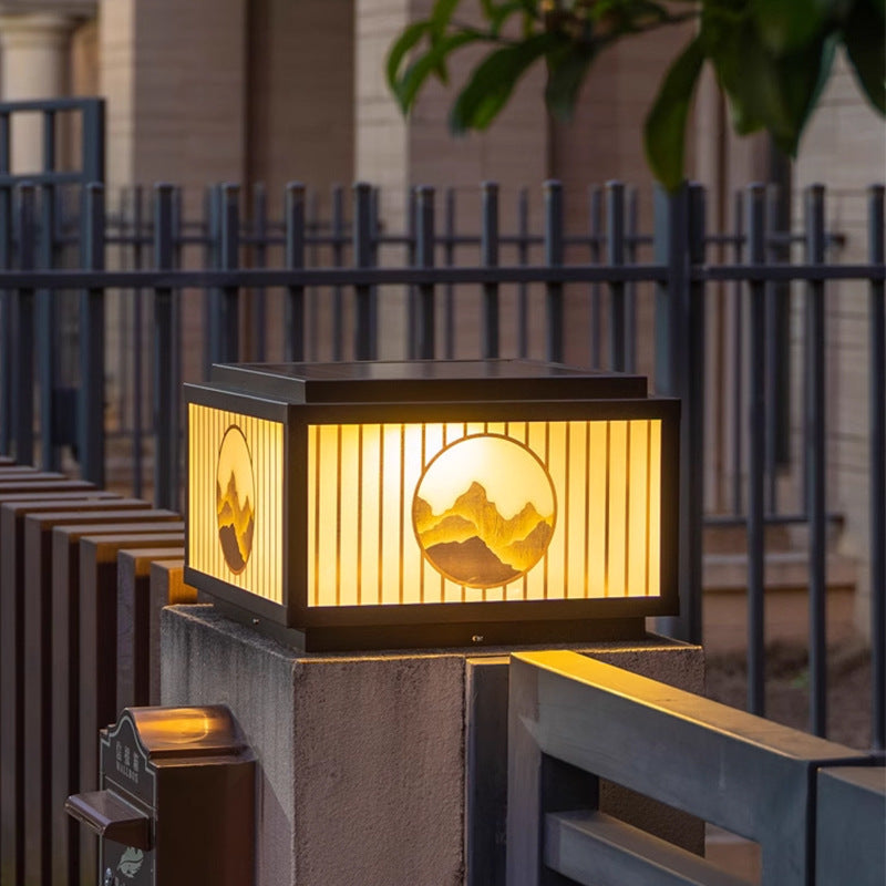 Freyza - Solara | Stylish Eco-Friendly Solar Garden Post Light for Outdoor Spaces
