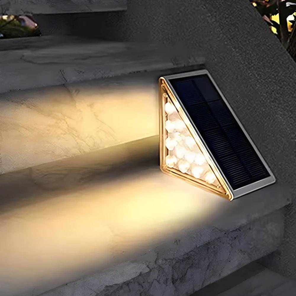 Freyza - Solara | Stylish Modern Solar Garden Lights for Outdoor Illumination