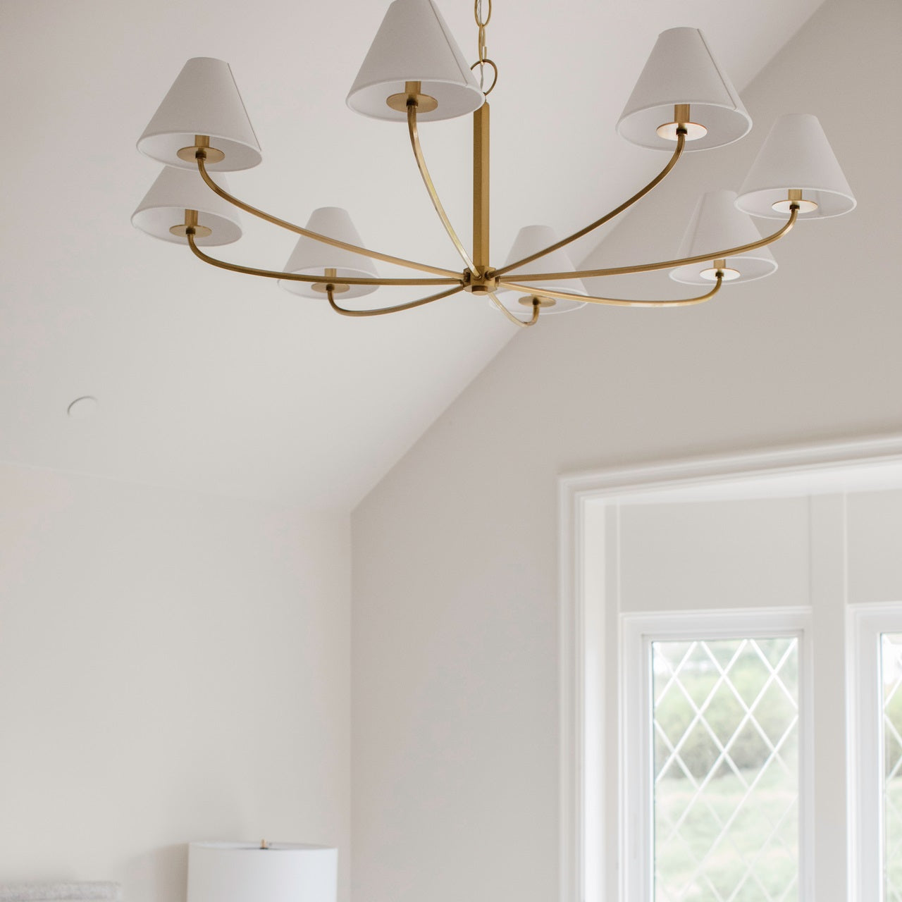 Freyza | Klassischer Vintage-Stoff-Kronleuchter Fleur – Vintage-Esszimmer-Wohnzimmer