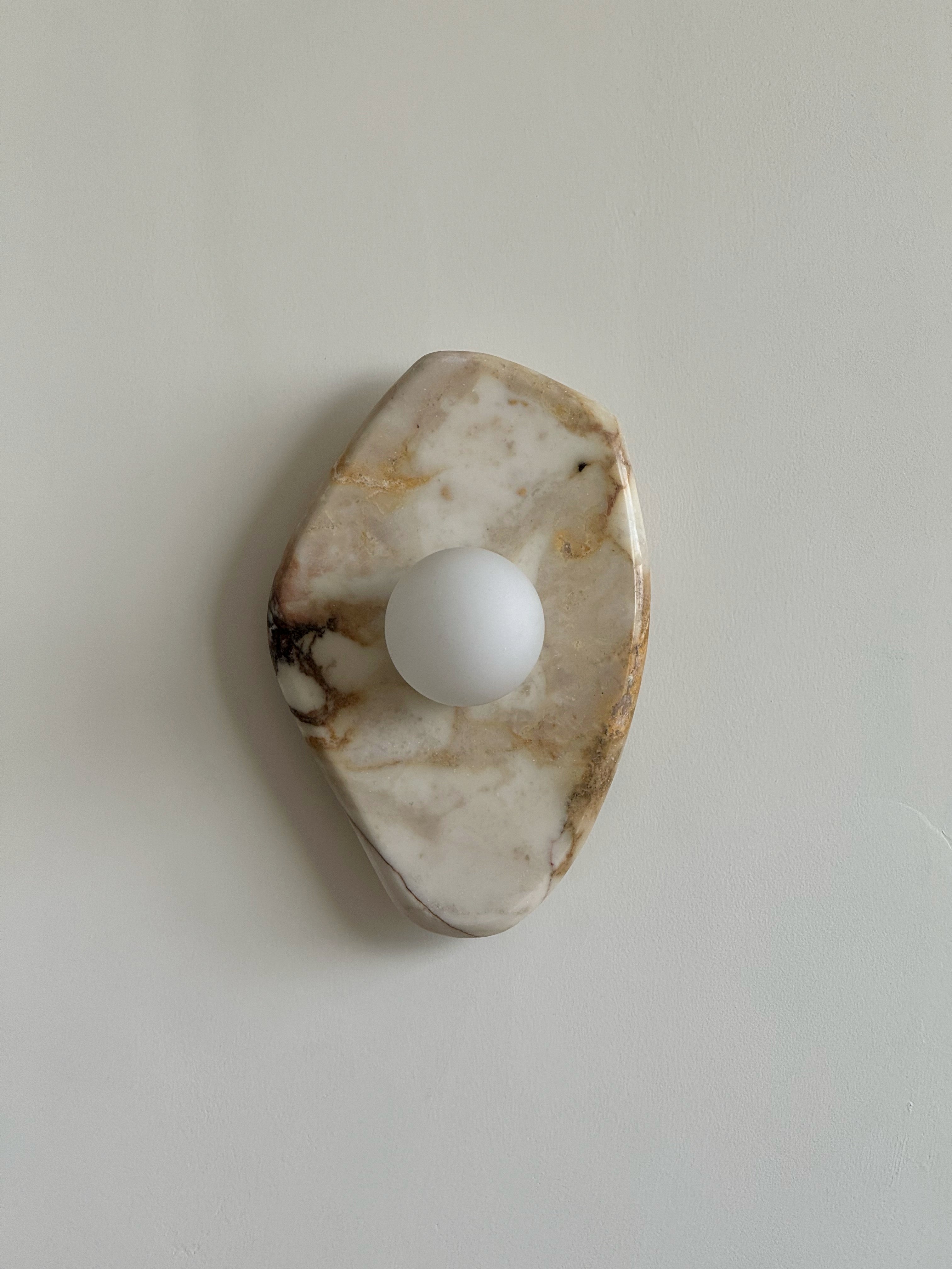 Freyza | Mylirira Marmor-Glas-Glasmarmor-Wandleuchte – Schlafzimmer, Flur