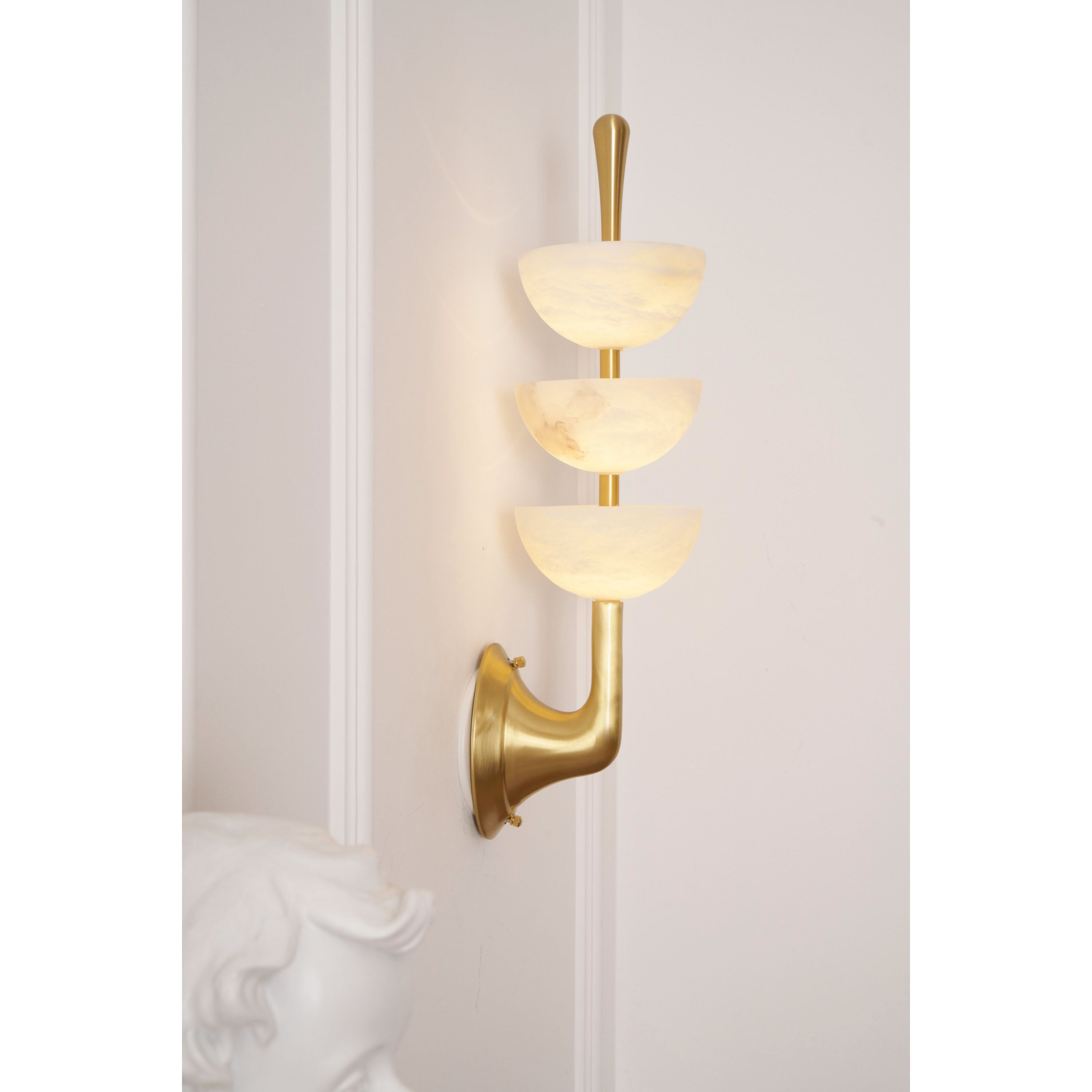 Freyza | Vitheiel Art Alabaster Wall Light – Bedroom Hallway