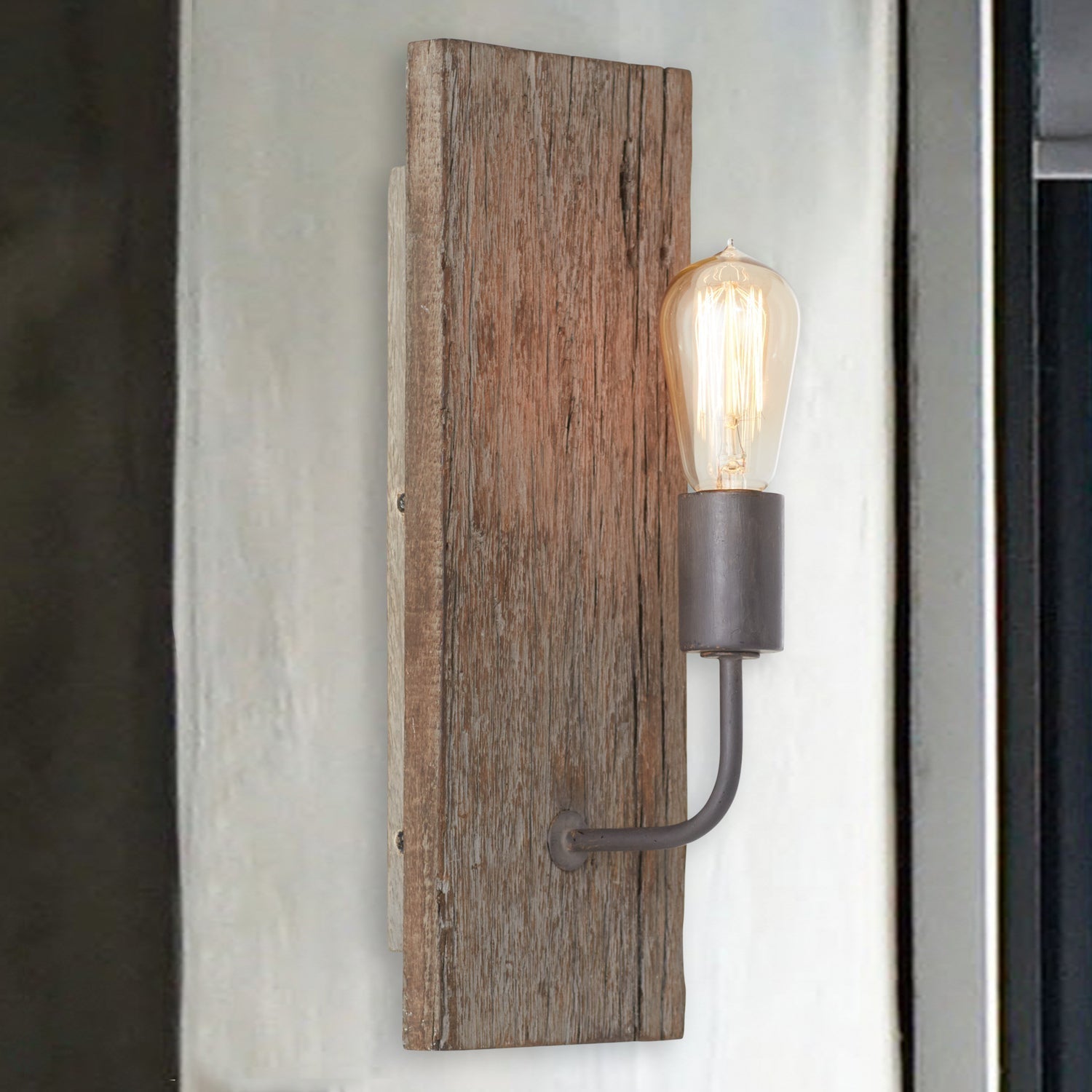 Freyza | Ovenaris Vintage Industrial Wood Wall Light – Industrial Bedroom Hallway
