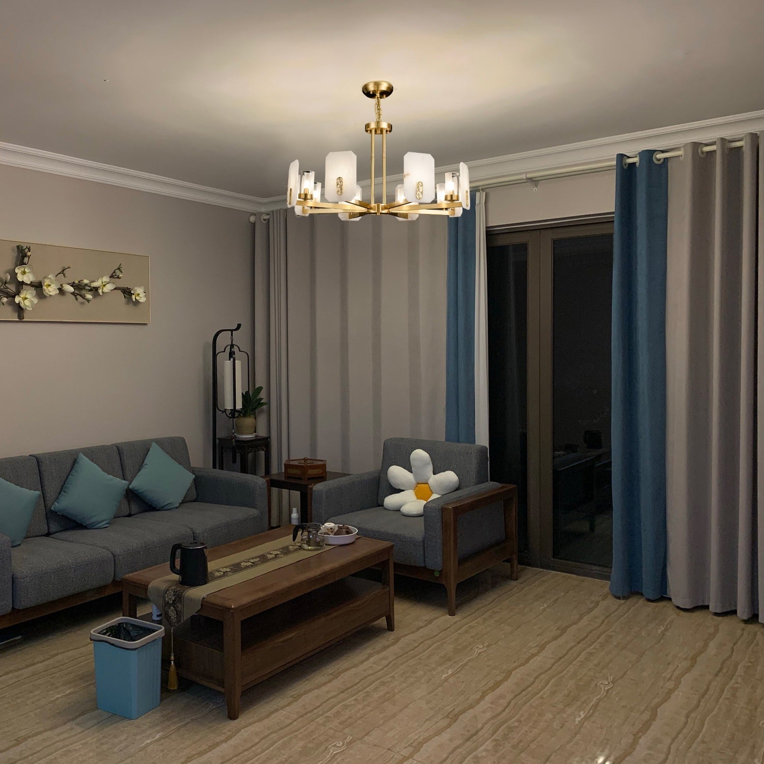 Freyza | Lustre en laiton luxueux postmoderne Aursorion – Salle à manger et salon modernes