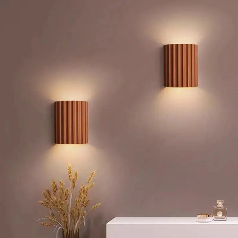 VaultLight | Vibrant Contemporary Resin Wall Light Fixture 3