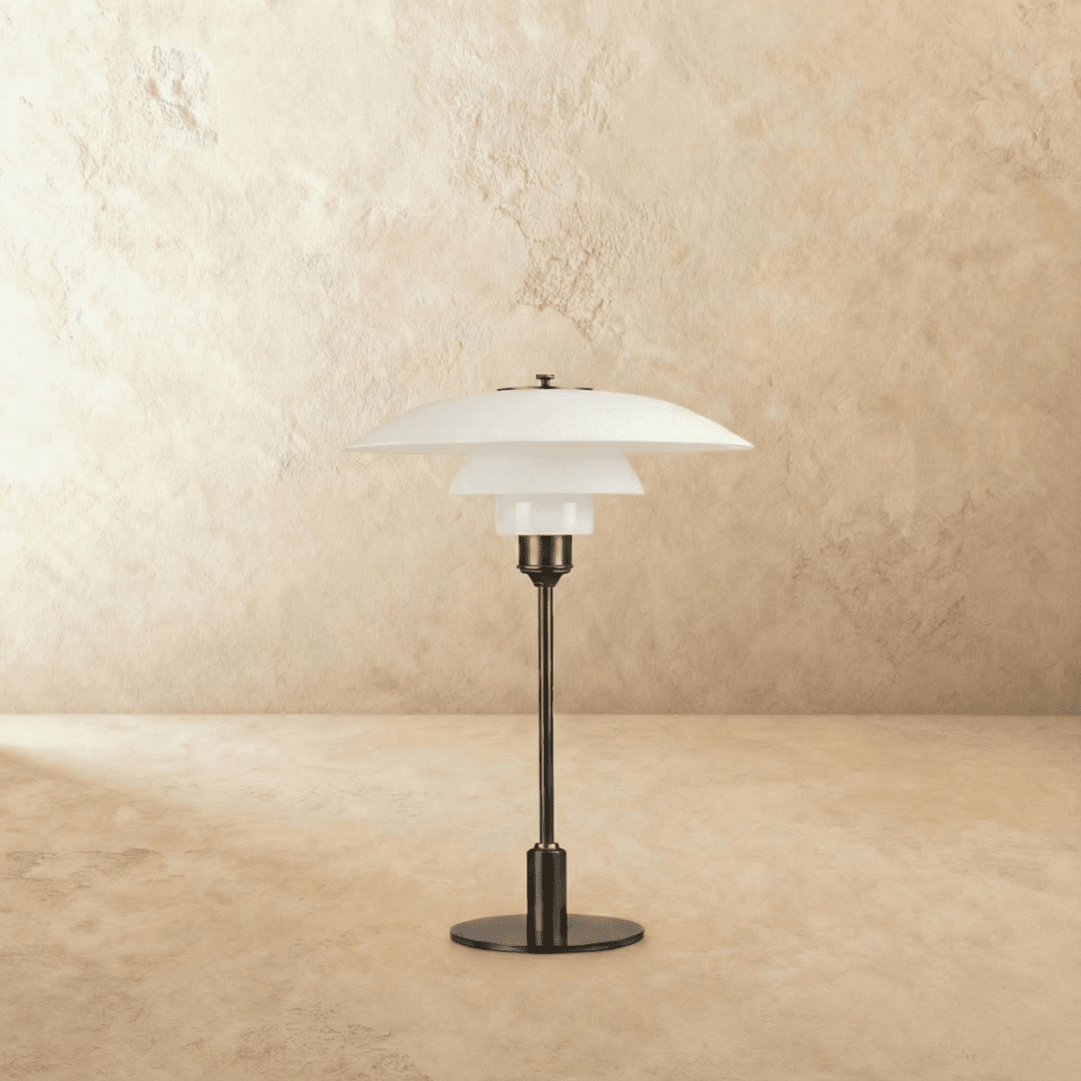 VerdantGlow | Elegant Modern Aluminum Table Lamp for Bedside or Living Room 1