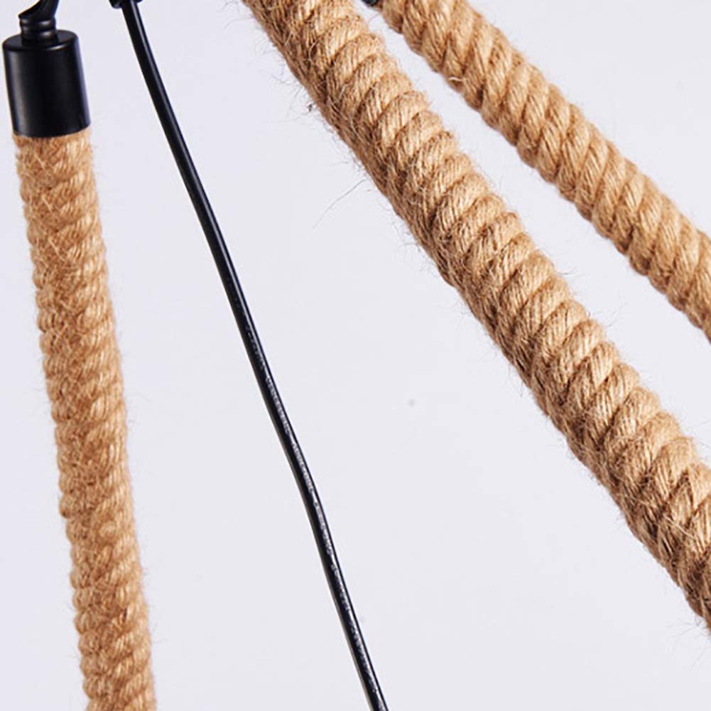 Freyza | Suspension noire – Cuisine industrielle et salle à manger