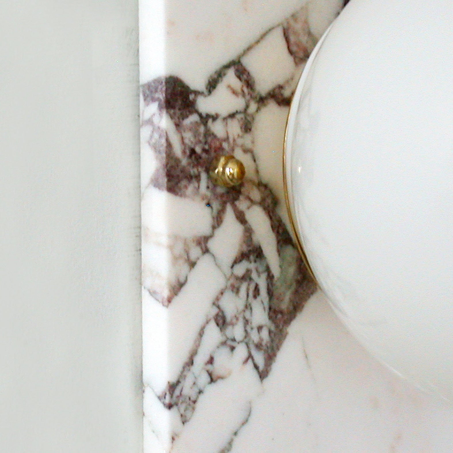 Freyza | Evenara Oval Marble Glass Marble Wall Light – Bedroom Hallway