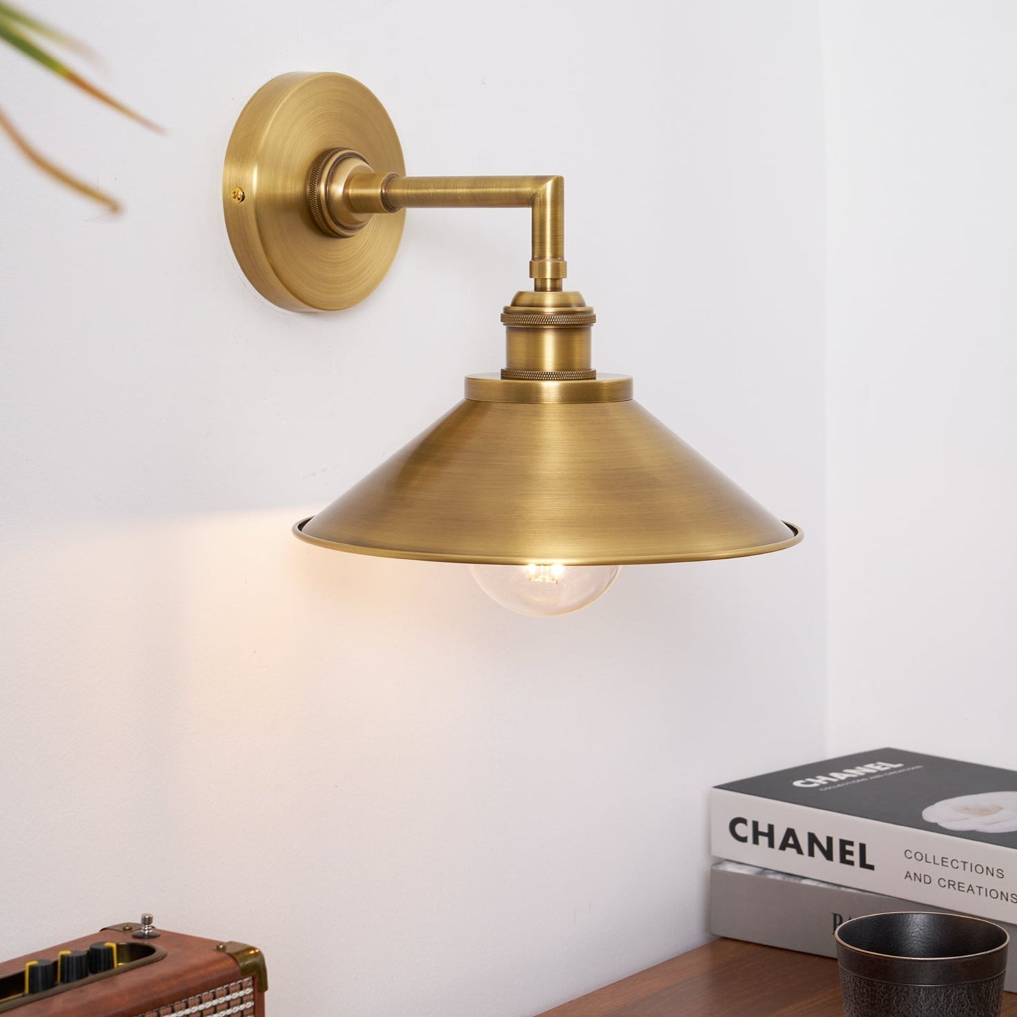 Freyza | Osile Brass Wall Brass Wall Light – Bedroom Hallway