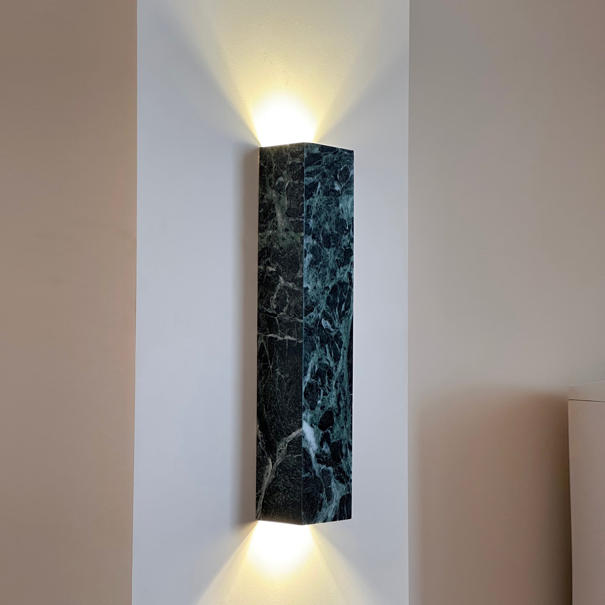 Freyza | Ulaearae LED Marble Marble Wall Light – Bedroom Hallway