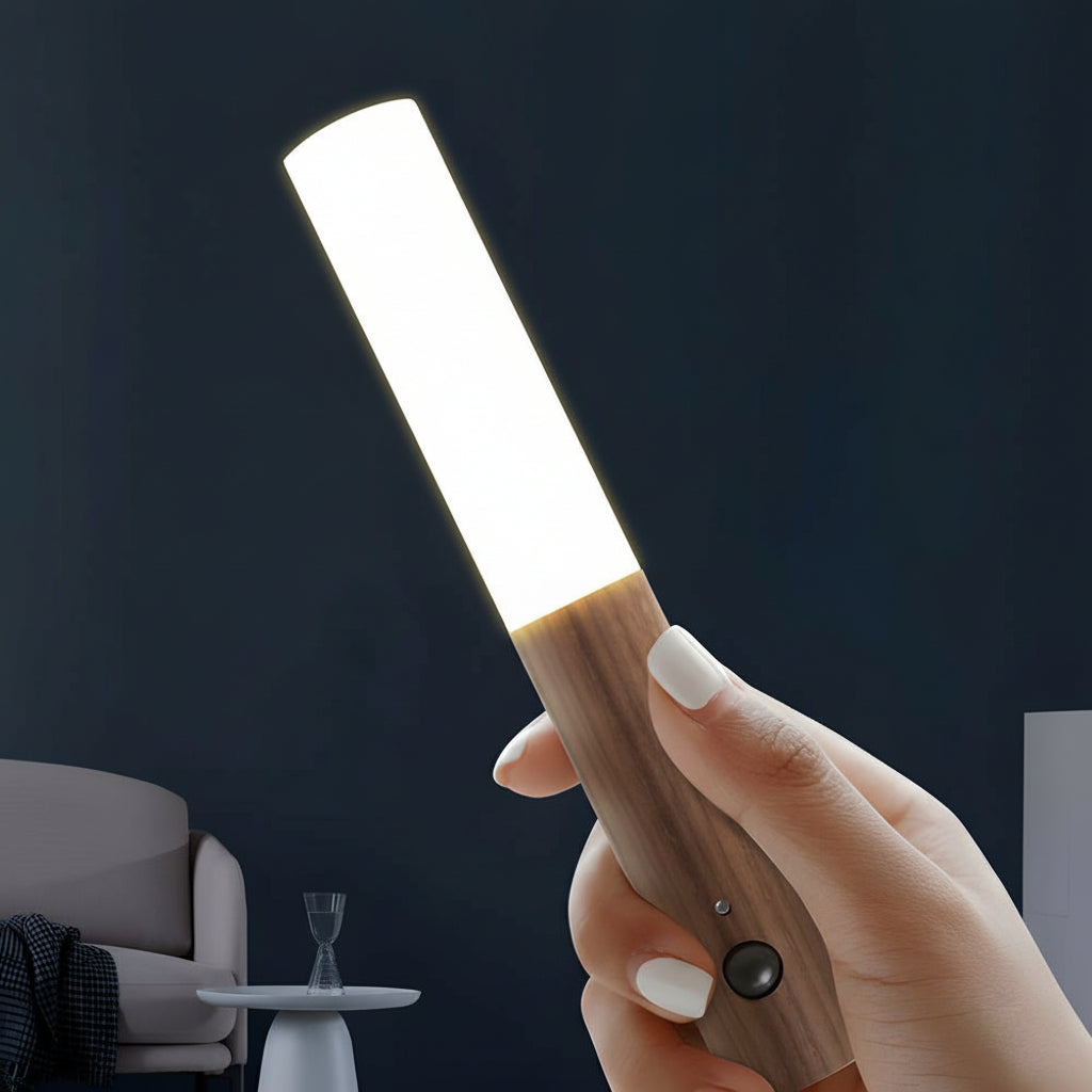 Freyza - LED Night Light Wall Sconce – Wood Motion Sensor Magnetic USB Rechargeable (18x2.5cm / 7.1x1in)