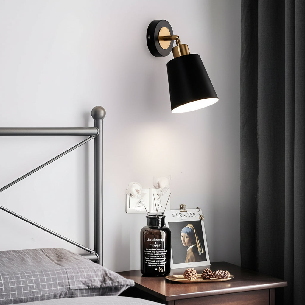 Freyza - LED Wall Sconce – 3-Step Dimming Nordic Adjustable Black Iron (13x18cm)