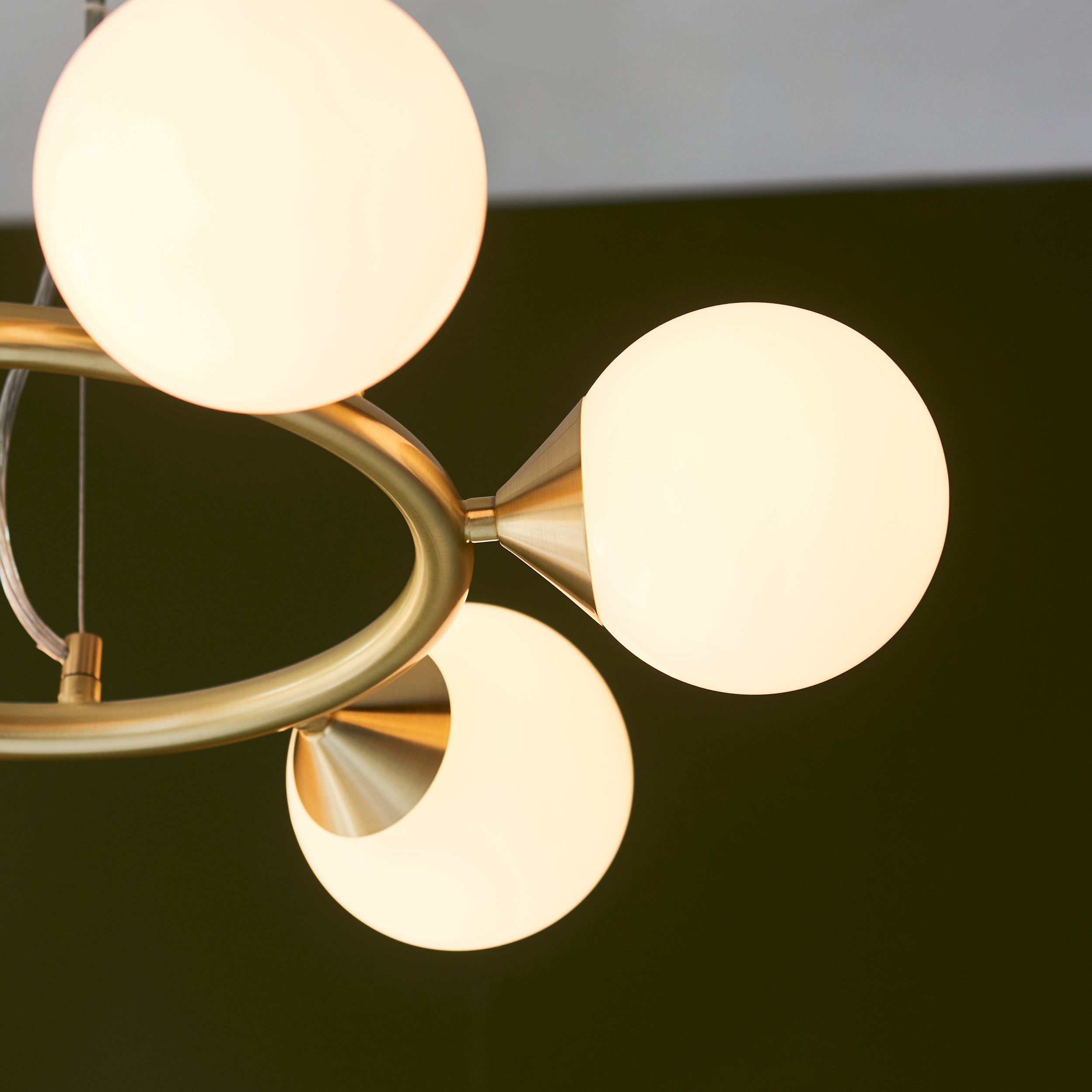 Freyza - Amos Crib 6 Light Circular Chandelier Brushed Brass