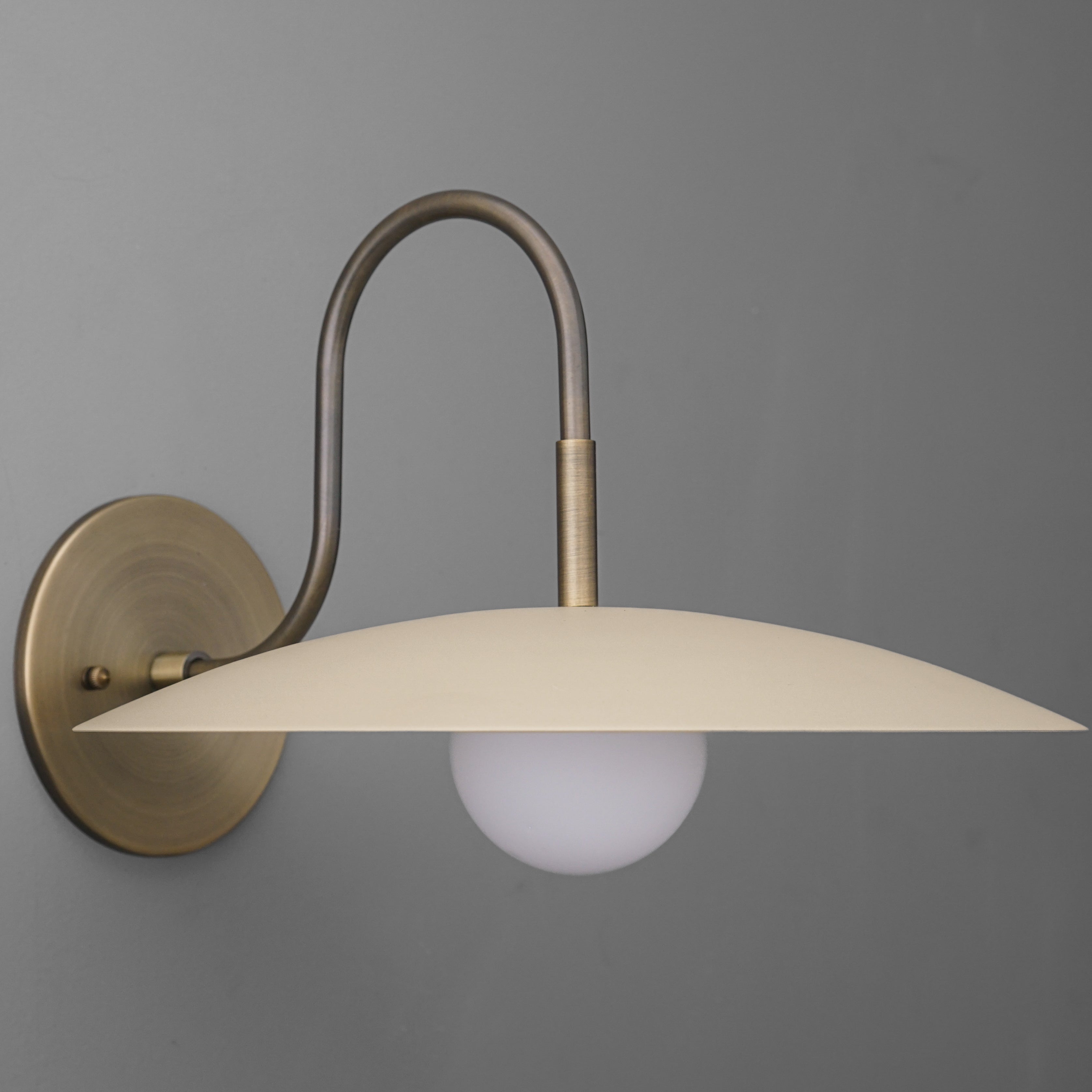 Freyza | Wall Sconce – Modern Living Room Hallway