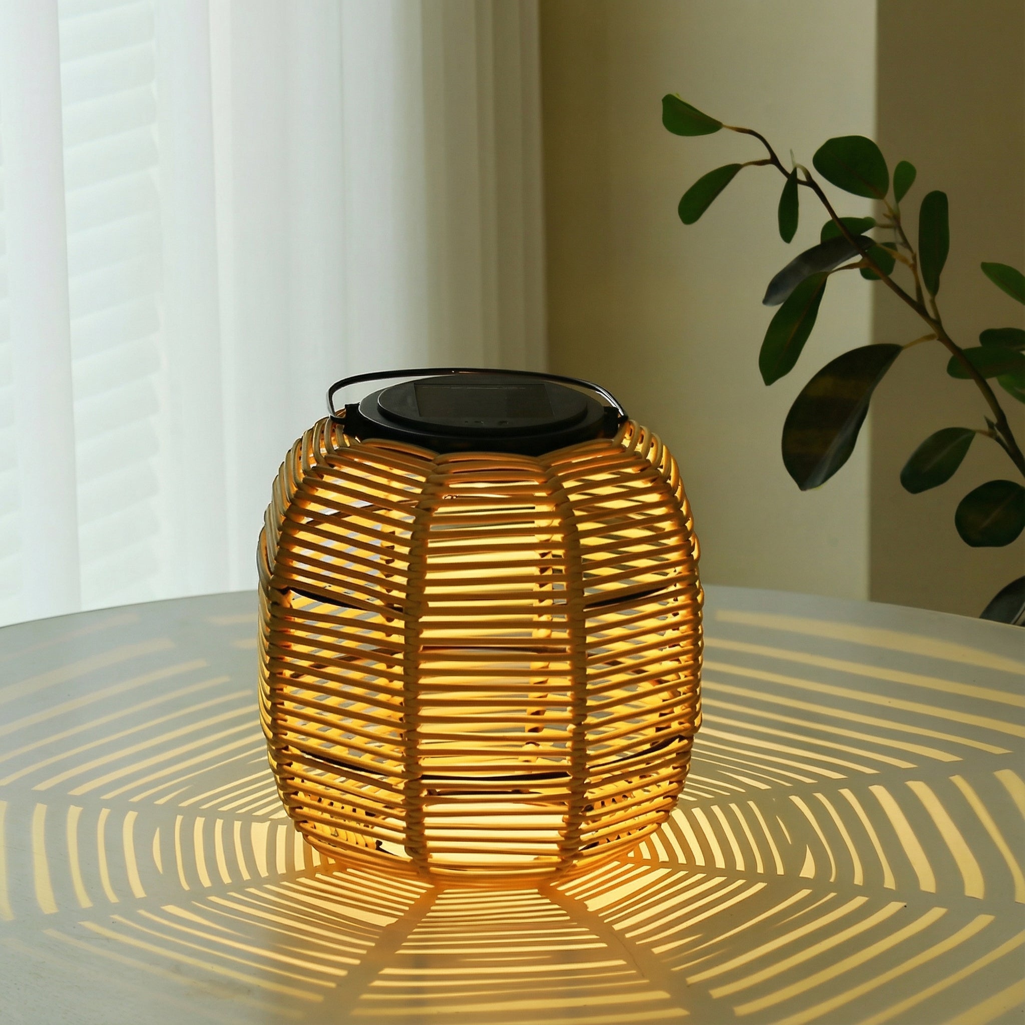 Freyza - Solar Lantern Garden Light Outdoor Waterproof LED Rattan 18cm