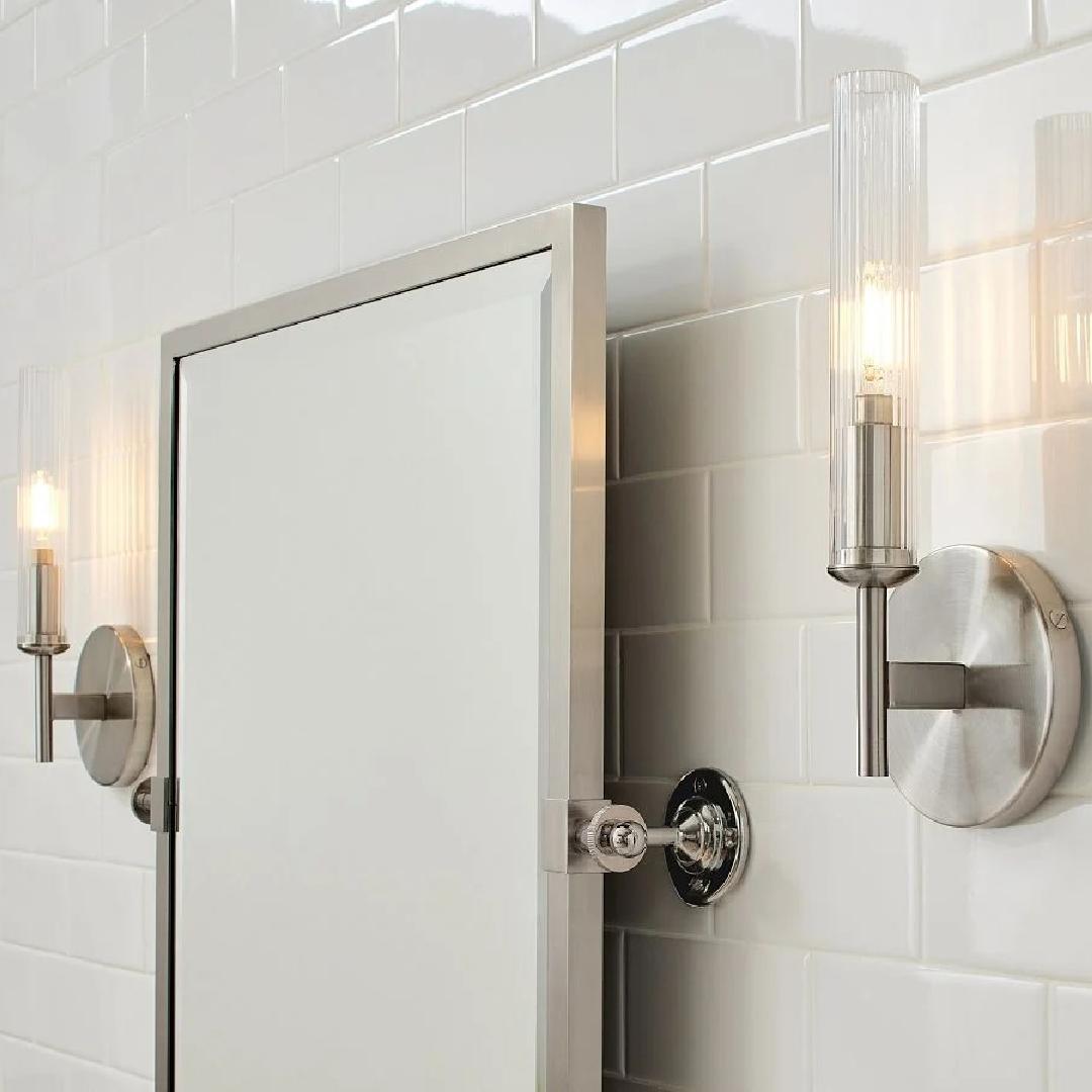 Freyza | 1-Light Glass Wall Light – Bedroom Hallway