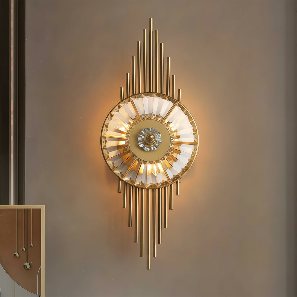 Freyza - LED Wandleuchte – Art Deco Sonnenstrahl Kristall Messing (65x25cm / 25.6x10in)