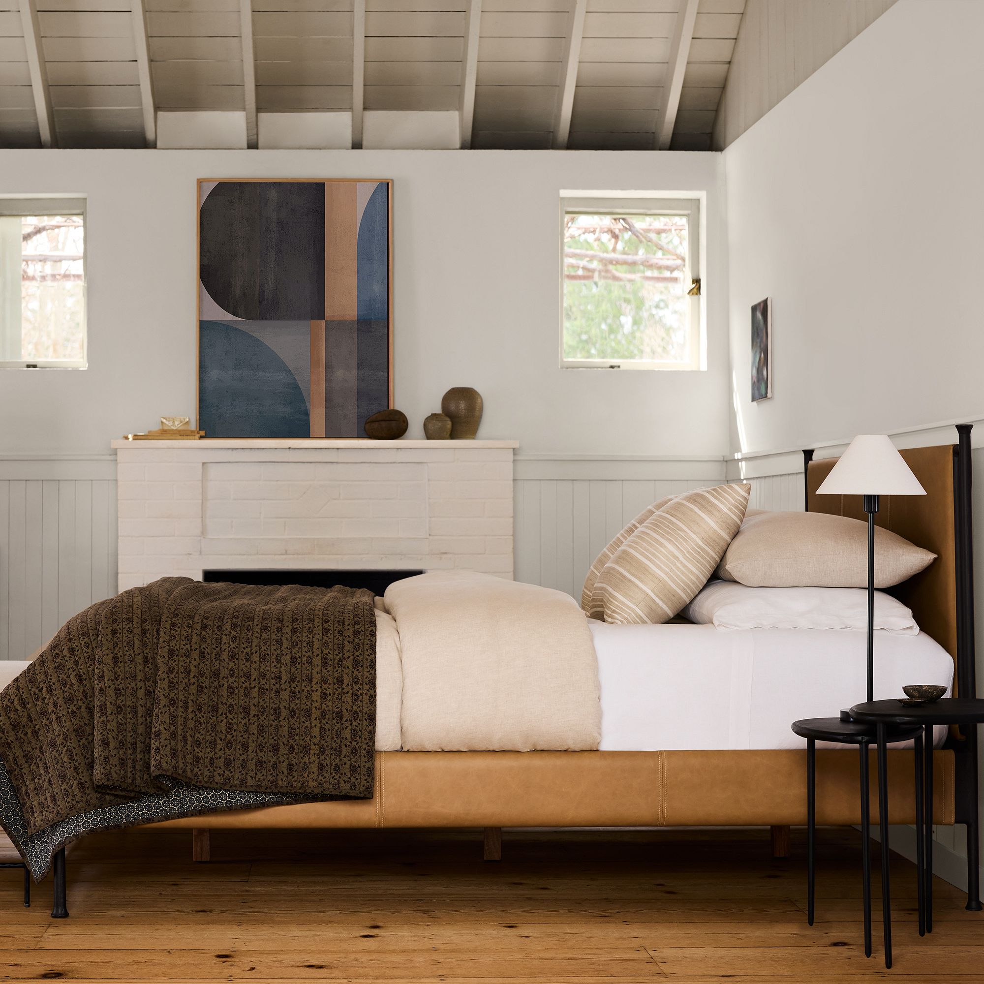 Freyza | Vector Metal Linen Shade Floor Lamp