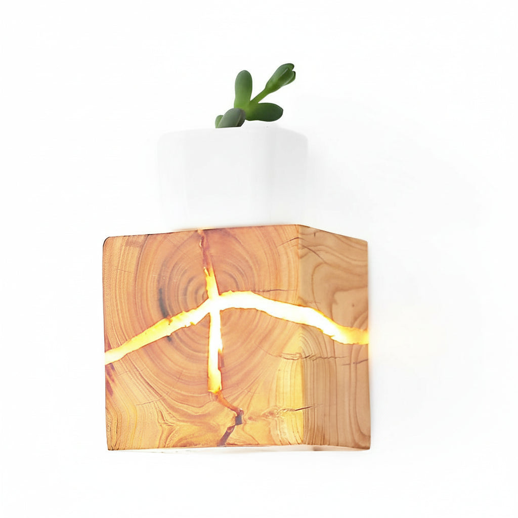 Freyza - Wood Wall Sconce – Square Cracked Grain Resin LED (G4 Warm White & 8x8cm)