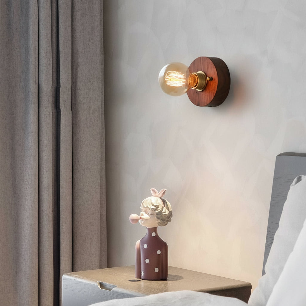 Freyza - Mid-Century Walnut Wood Wall Sconce – Vintage Bedside Wall Lamp with Pull Chain (E27)