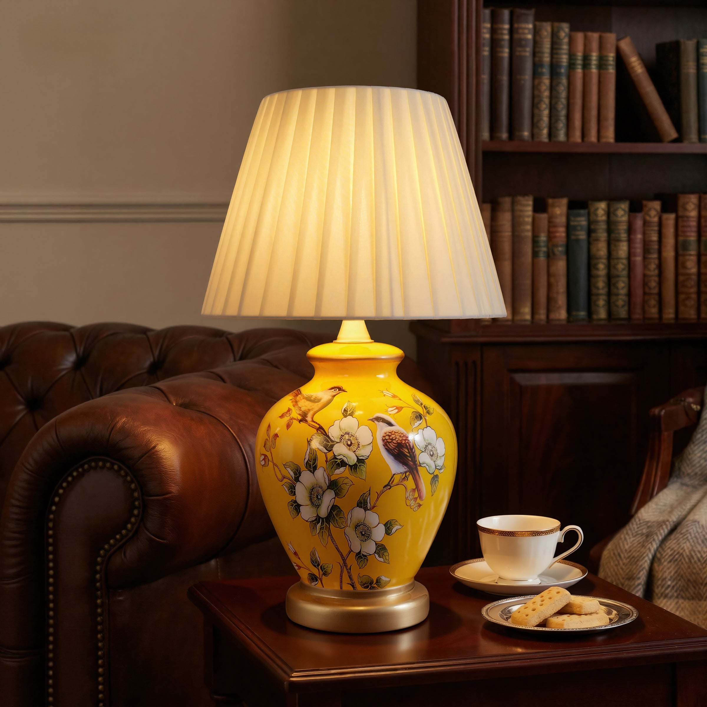Ceramic Elegance | Timeless Hand-Painted Chinoiserie Table Lamp Collection 43
