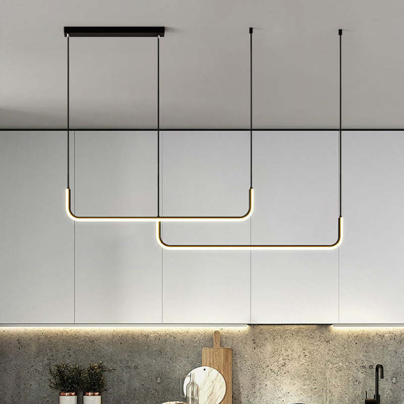 Freyza | Suspension linéaire moderne noire et dorée – Cuisine et salle à manger modernes
