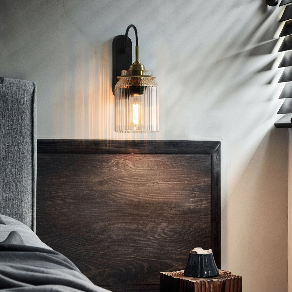 Freyza - Modern Ripple Glass Wall Sconce – Elegant Gold Funnel Wall Lamp (E27)
