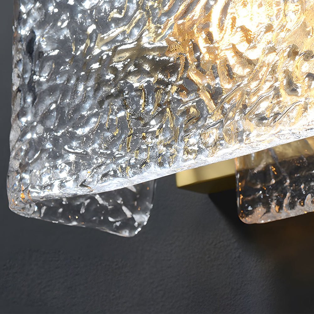 Freyza - LED Wall Sconce Light – Modern Rectangular Brass Ripple Glass (20x15cm / 7.9x5.9in)