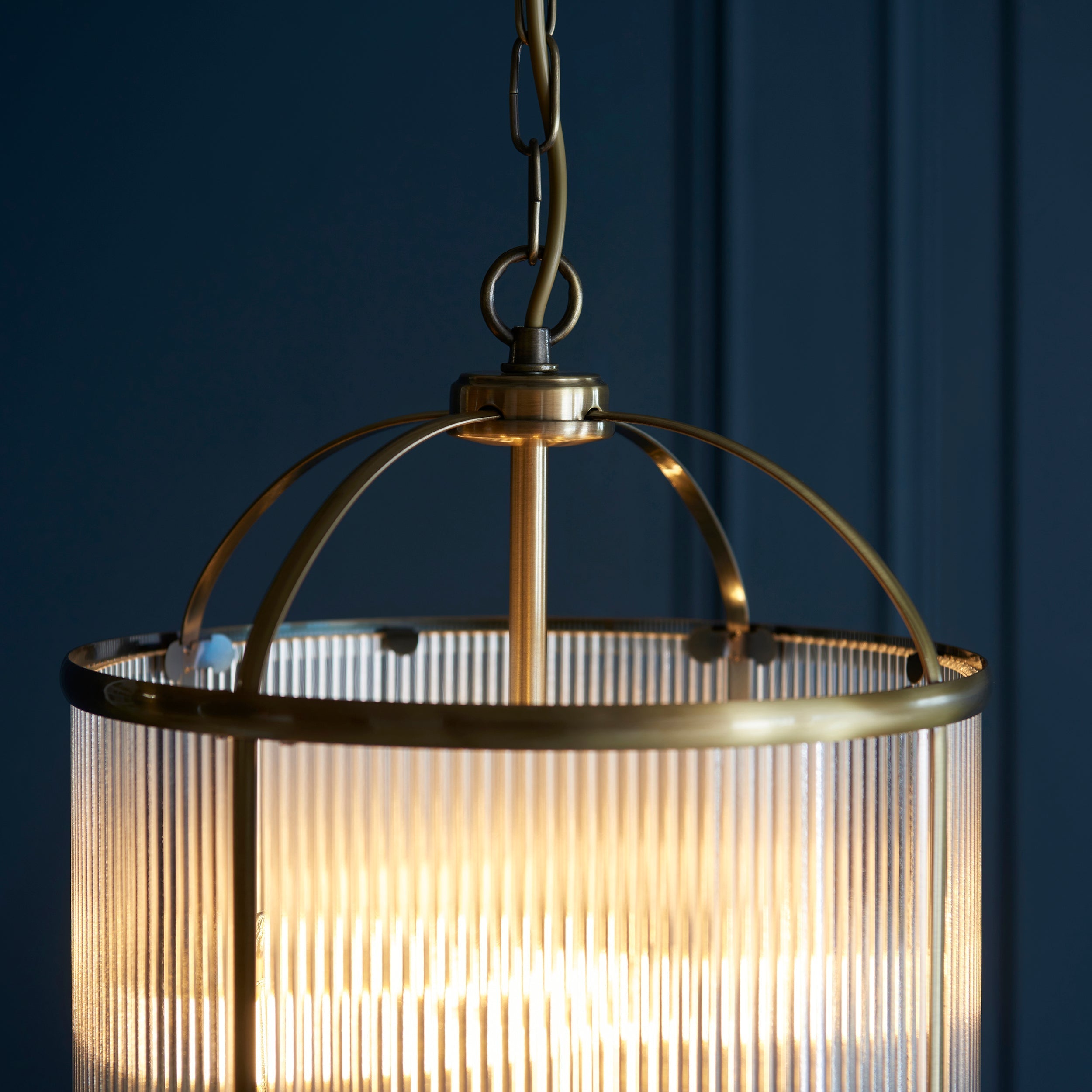 Freyza - Endon Lambeth Ribbed 4lt Lantern Antique Brass