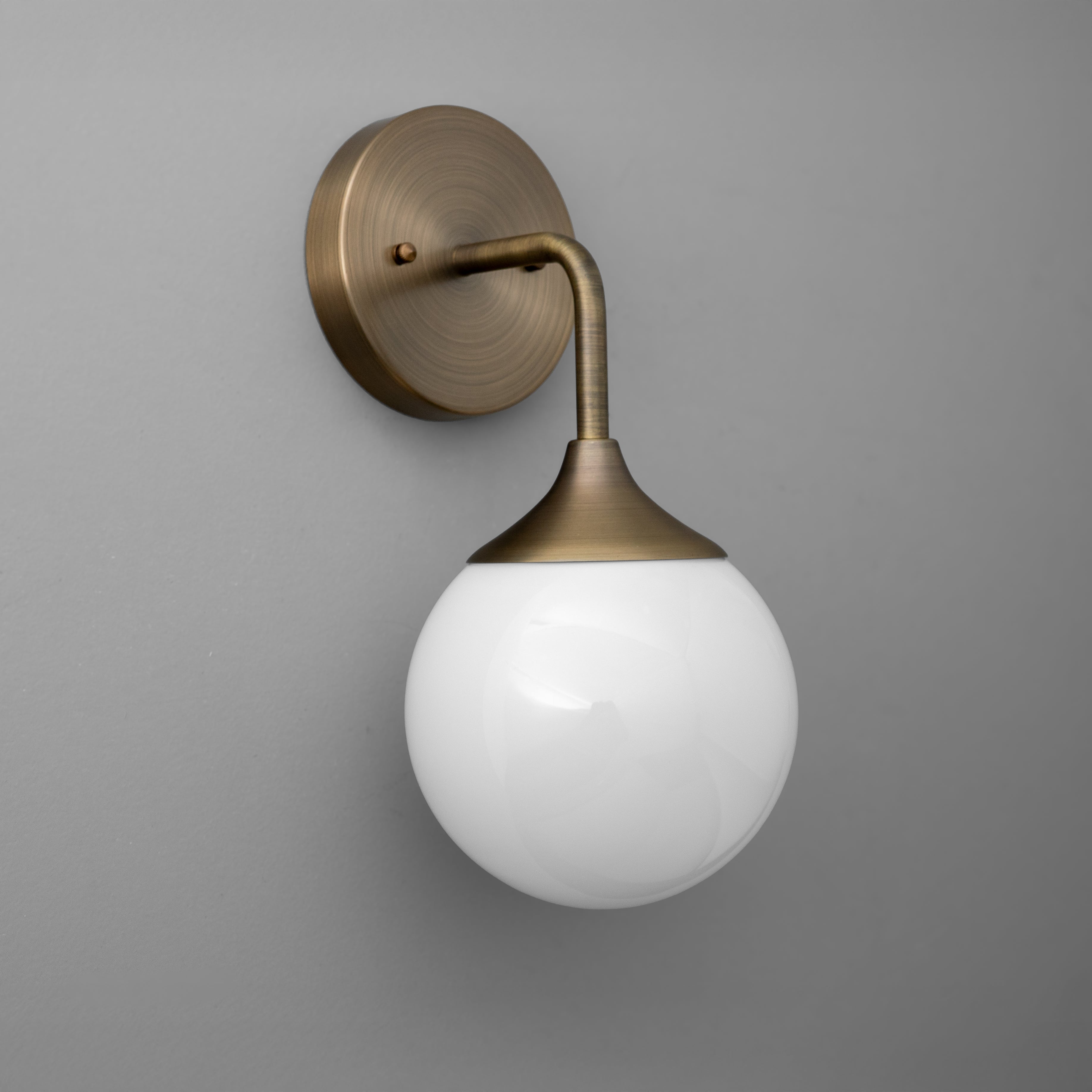 Freyza | Glass Wall Sconce – Contemporary Living Room Hallway