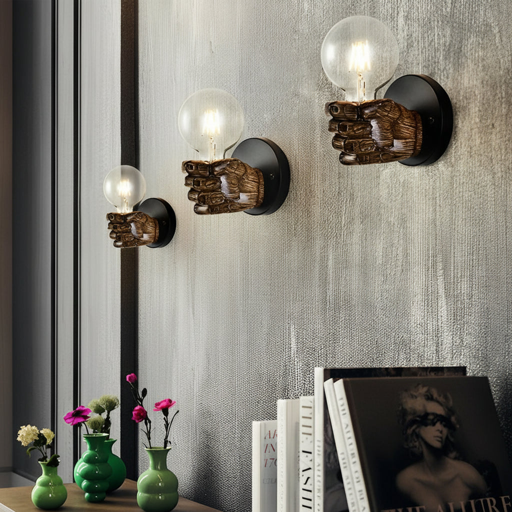 Freyza - Retro Industrial Fist Wall Sconce – Creative Hand-Shaped Art Deco Wall Lamp - E27, Black