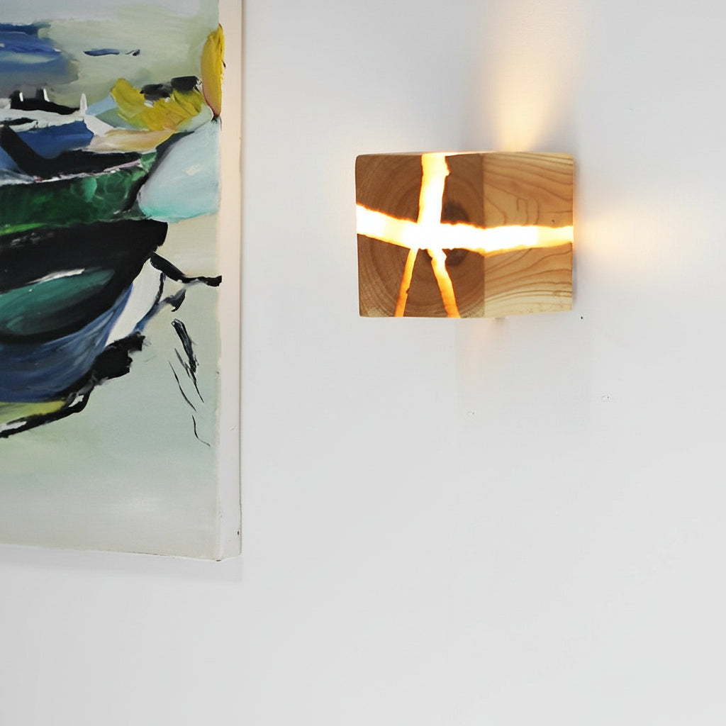 Freyza - Wood Wall Sconce – Square Cracked Grain Resin LED (G4 Warm White & 8x8cm)