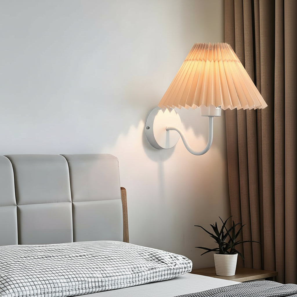 Freyza - LED Wall Sconce Light – Vintage Metallic Armed Pleated Fabric Shade (36x14cm / 14.2x5.5in)