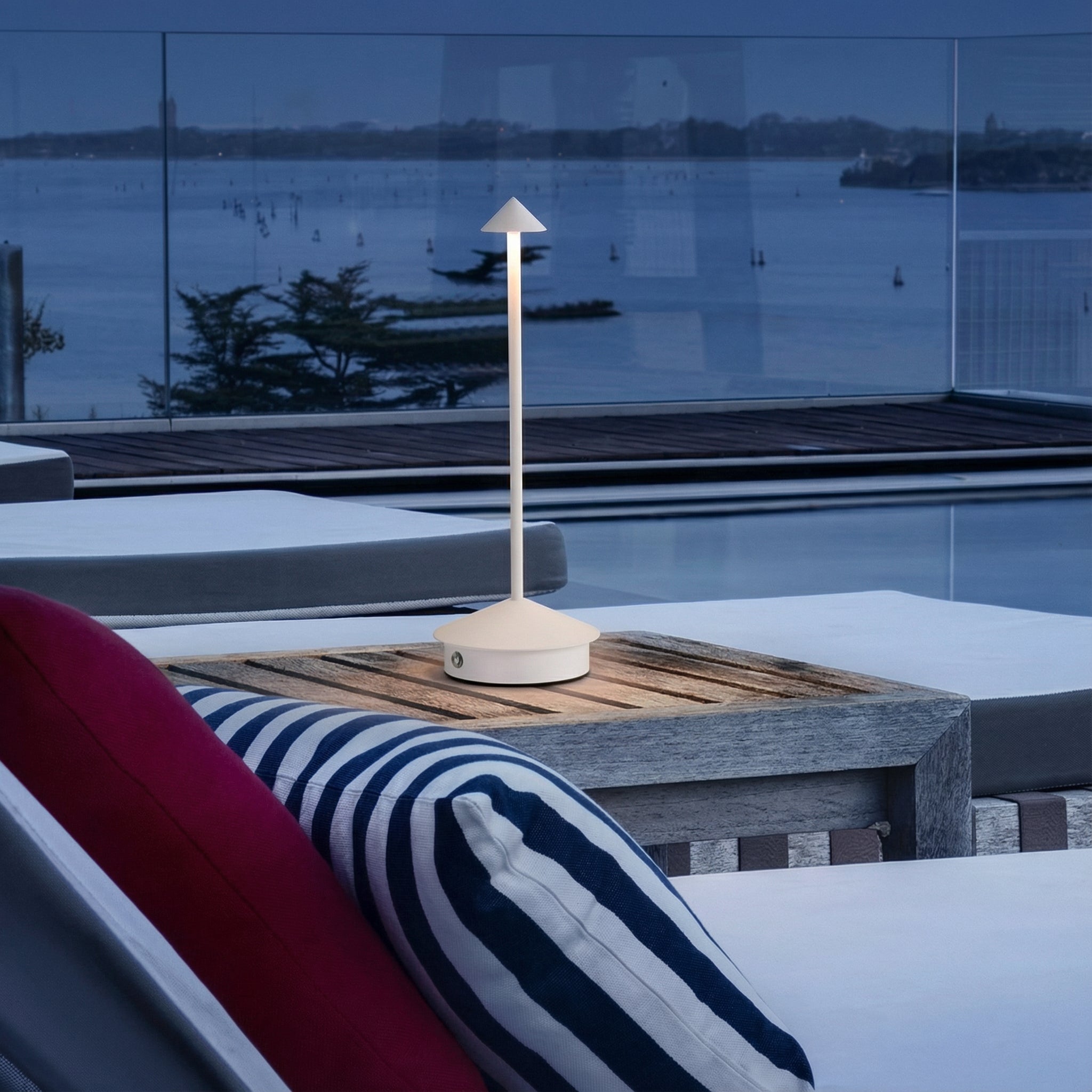 Freyza | Modern Portable Rechargeable LED Table Lamp