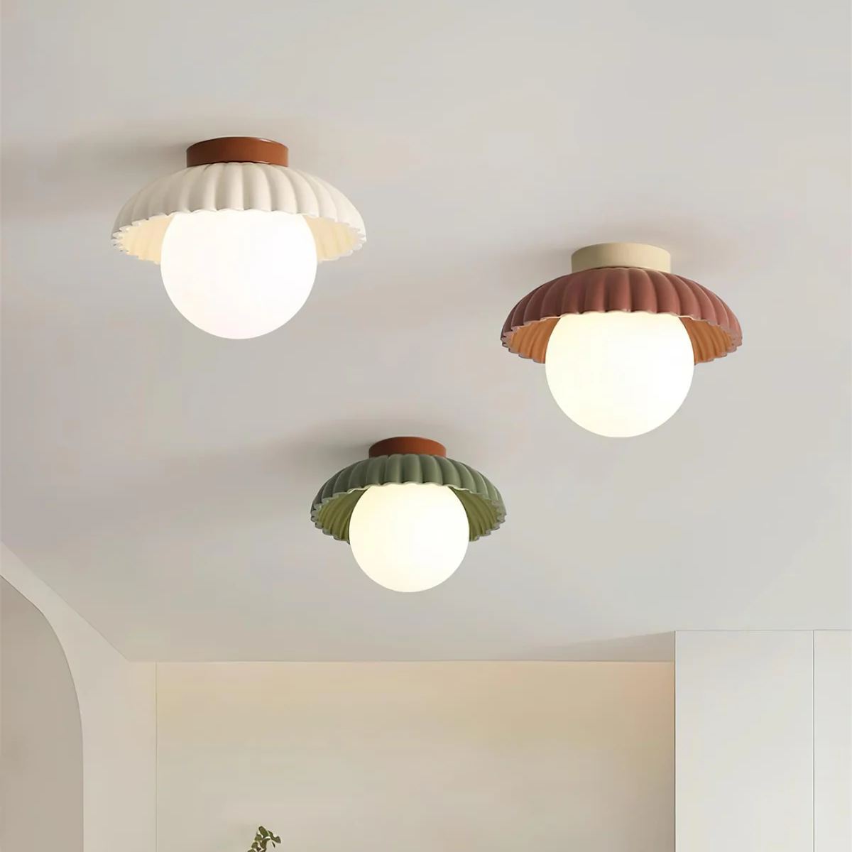 Freyza | Plafonnier lumineux à bord festonné – Chambre et salon