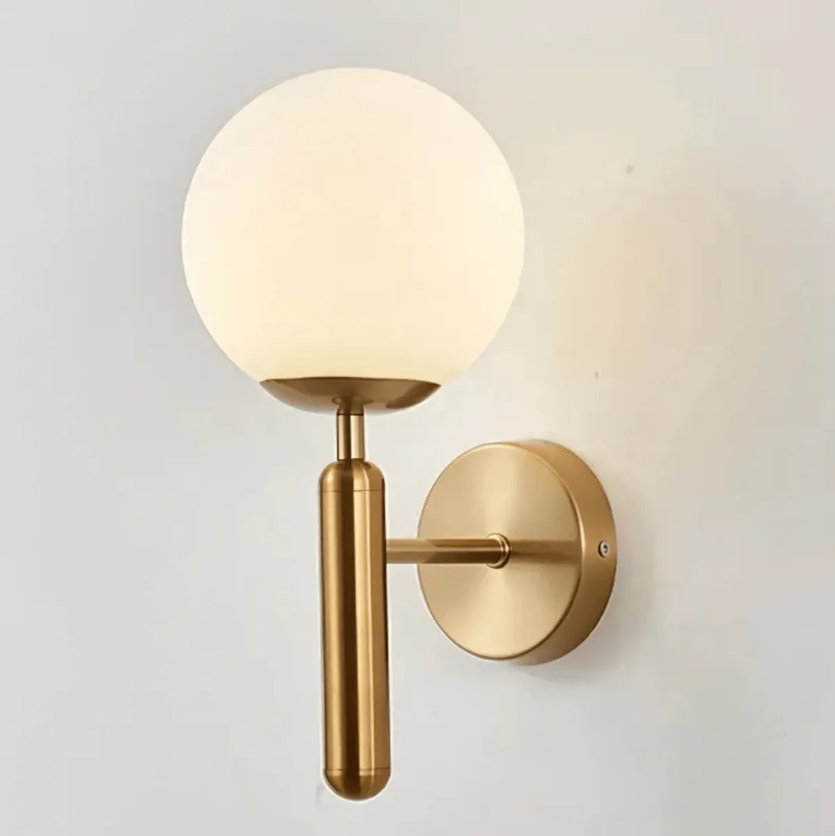 BrassElegance | Modern Sleek Wall Light Sconce for Elegant Illumination 0