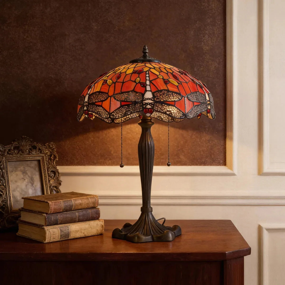 ArtisanGlow | Elegant Handcrafted Stained Glass Table Lamp 1