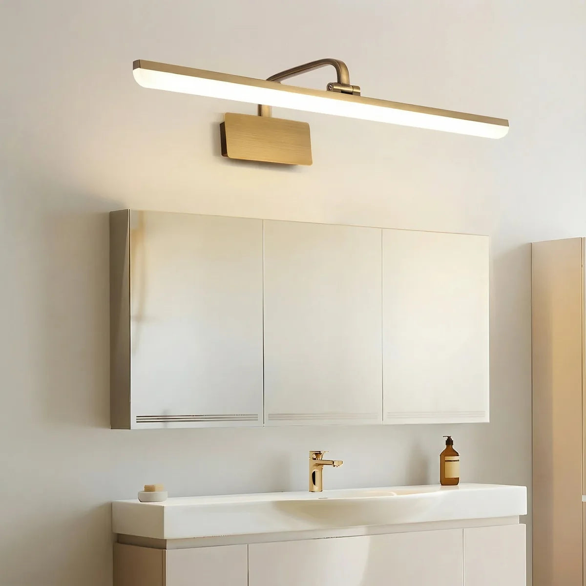 Freyza - Bathroom Vanity Light Linear LED Curved Wall Sconce Brushed Brass 41-51cm 8-10W