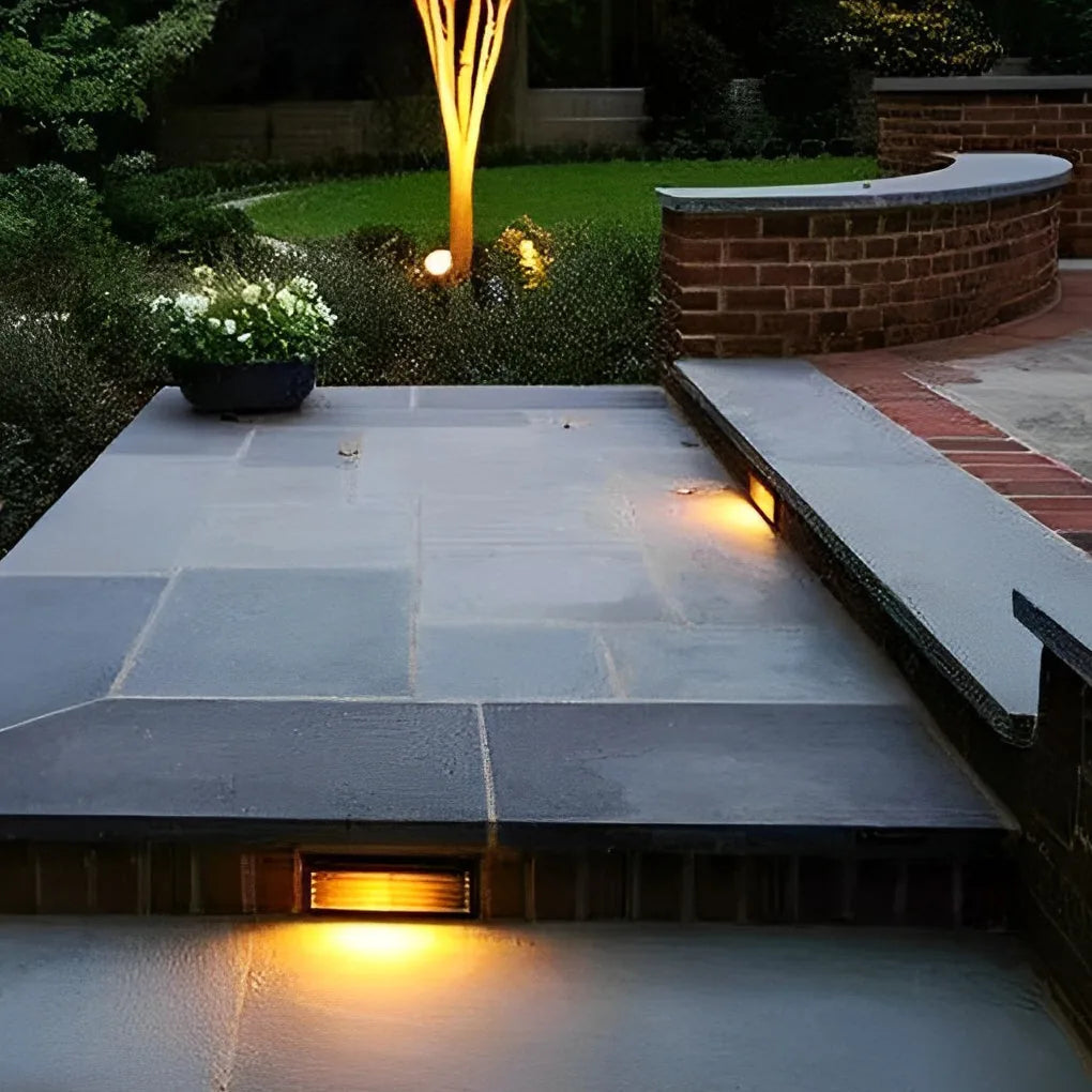 AluminaGlow | Elegant Modern LED Recessed Step Light Fixture 2