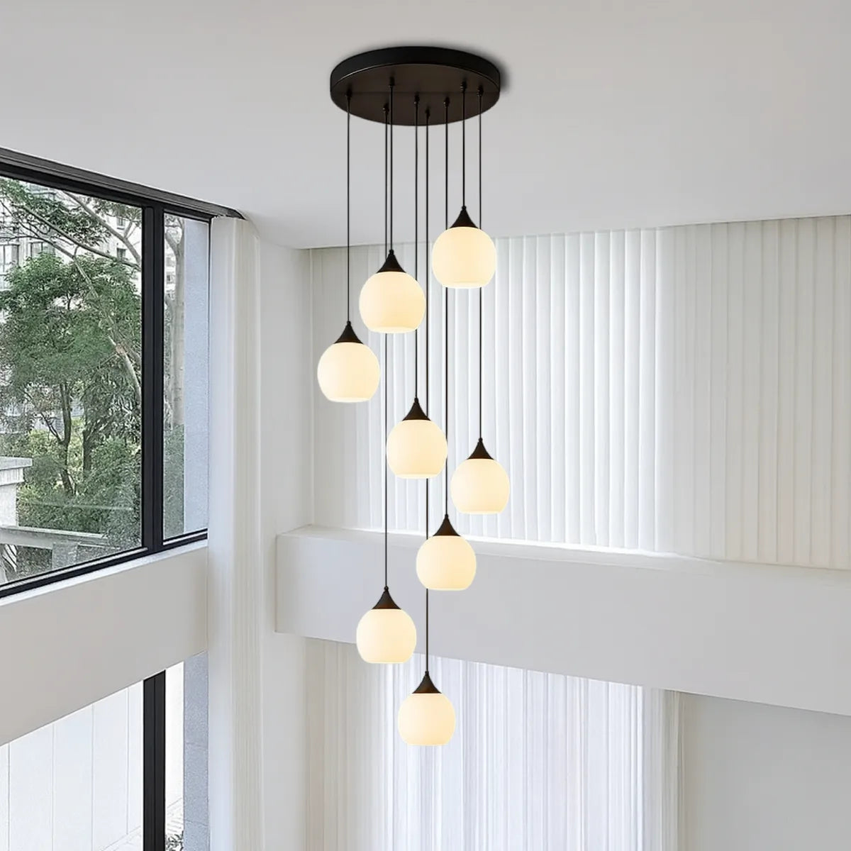 Freyza - Celestia | Eleganter zeitloser Glas-Kronleuchter für Treppenhäuser