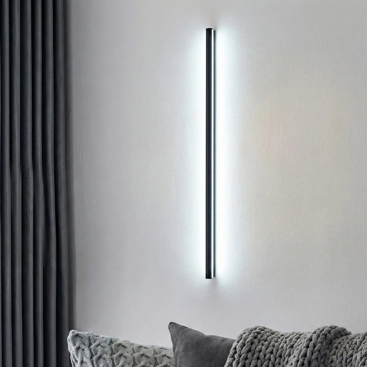 Freyza – Moderne lineare LED-Wandleuchte – Minimalistische vertikale Stablampe
