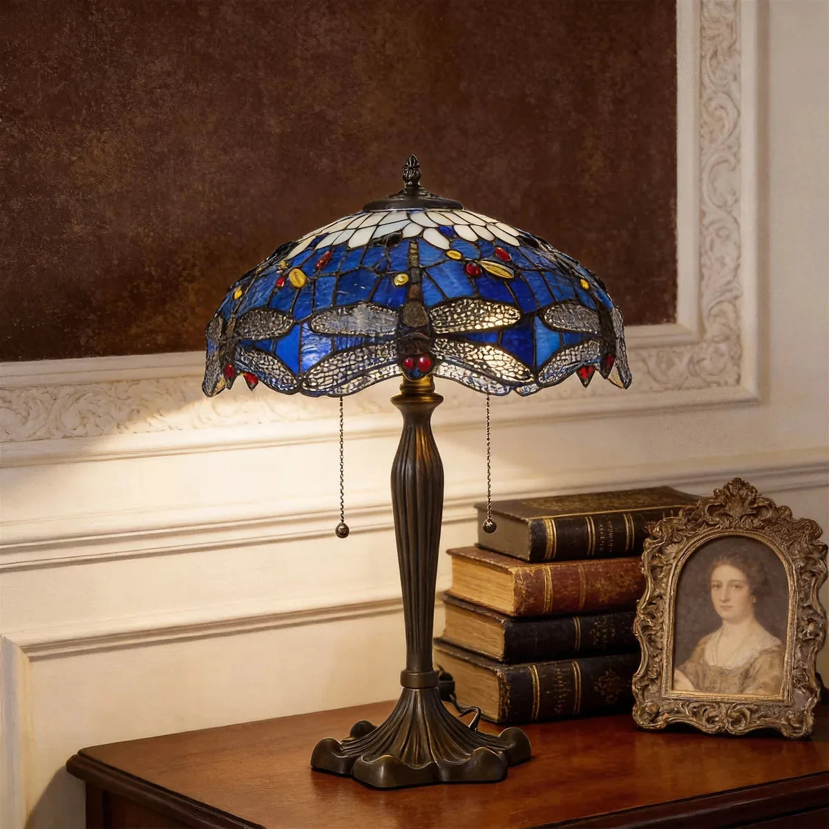 ArtisanGlow | Elegant Handcrafted Stained Glass Table Lamp 9