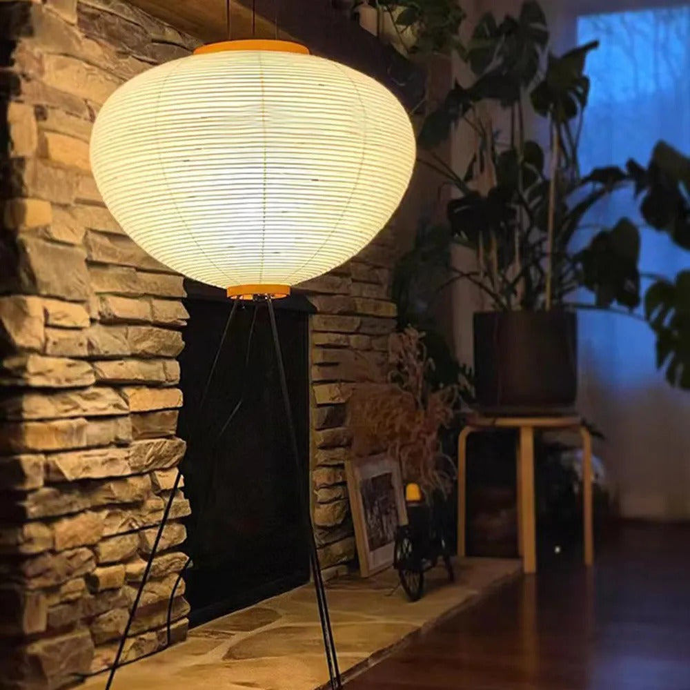 Freyza | Lampadaire blanc – Salon et chambre minimalistes